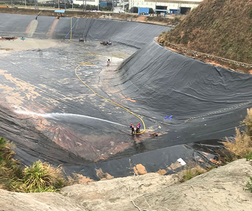 达孜废水池清理
